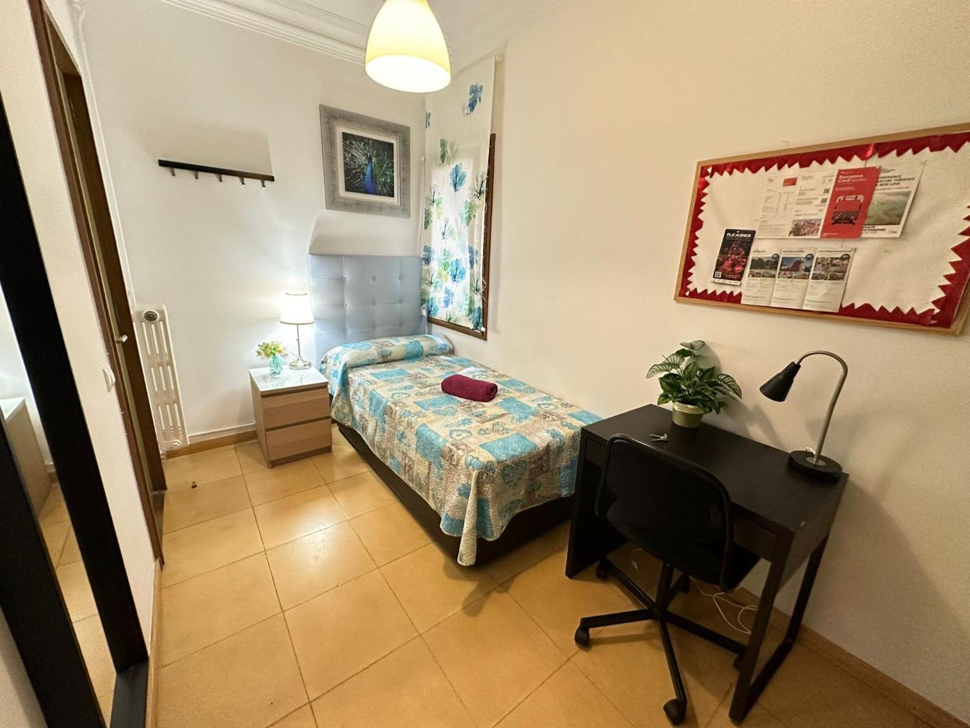 Alojamiento Nuevo Balmes Barcelona Ngoại thất bức ảnh
